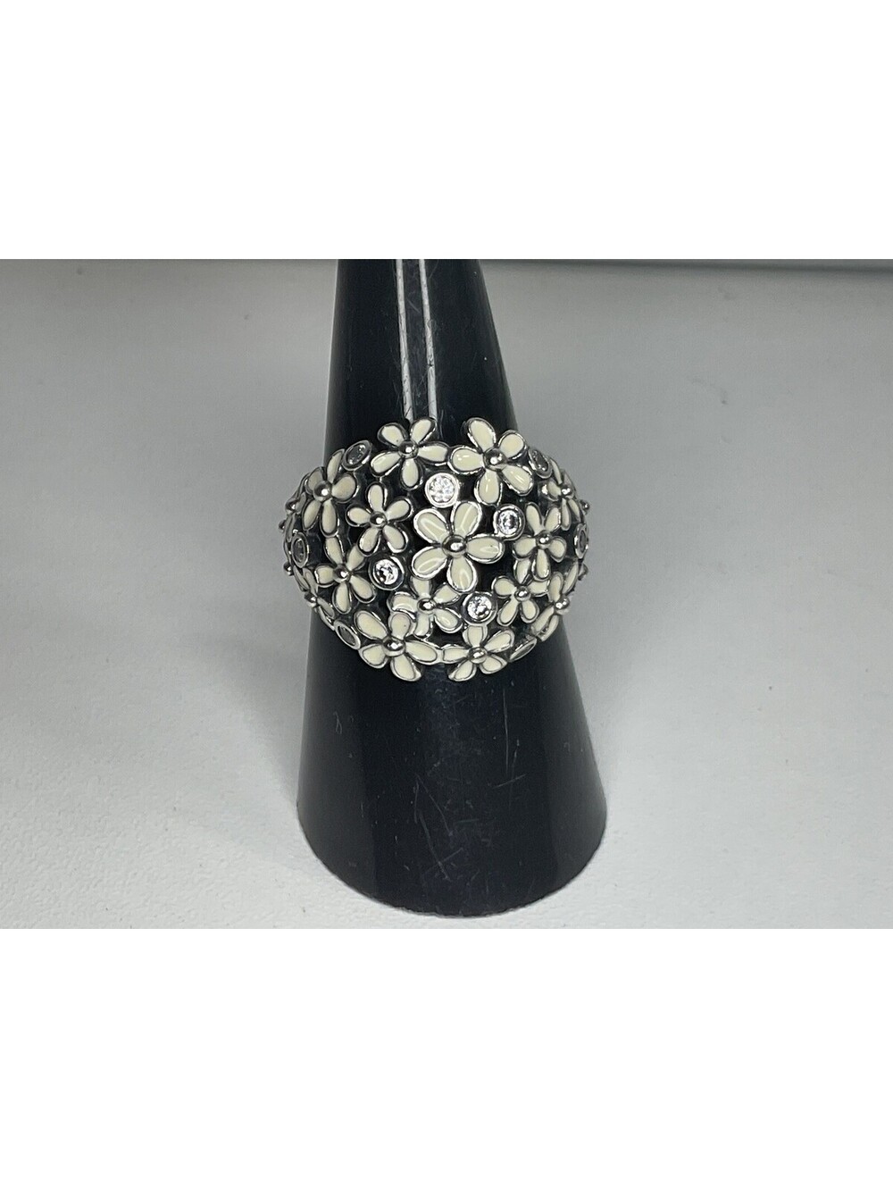 Pandora Darling Daisy Bouquet Ring Sz 7